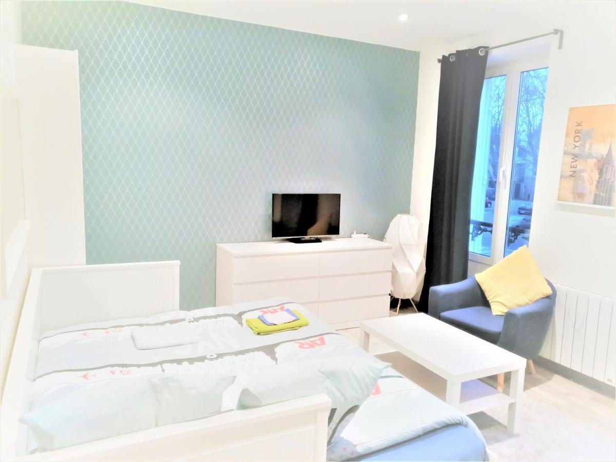 Appartement Proche Centre Ville, Gare Et Autoroute Melun Extérieur photo