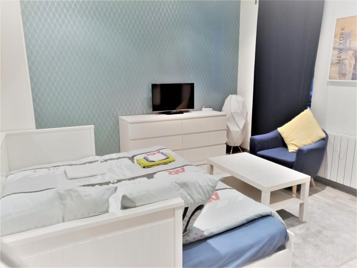 Appartement Proche Centre Ville, Gare Et Autoroute Melun Extérieur photo