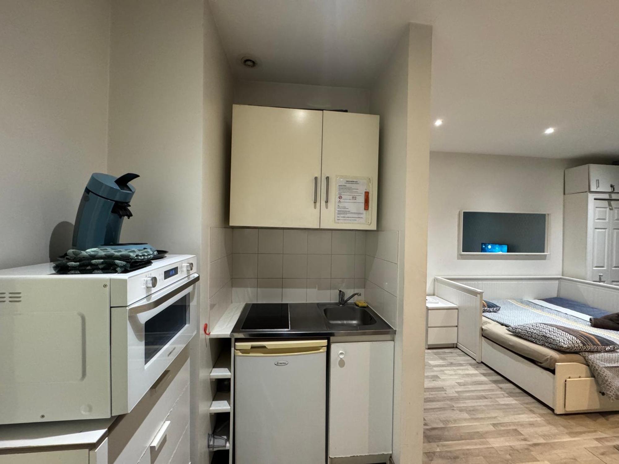 Appartement Proche Centre Ville, Gare Et Autoroute Melun Extérieur photo