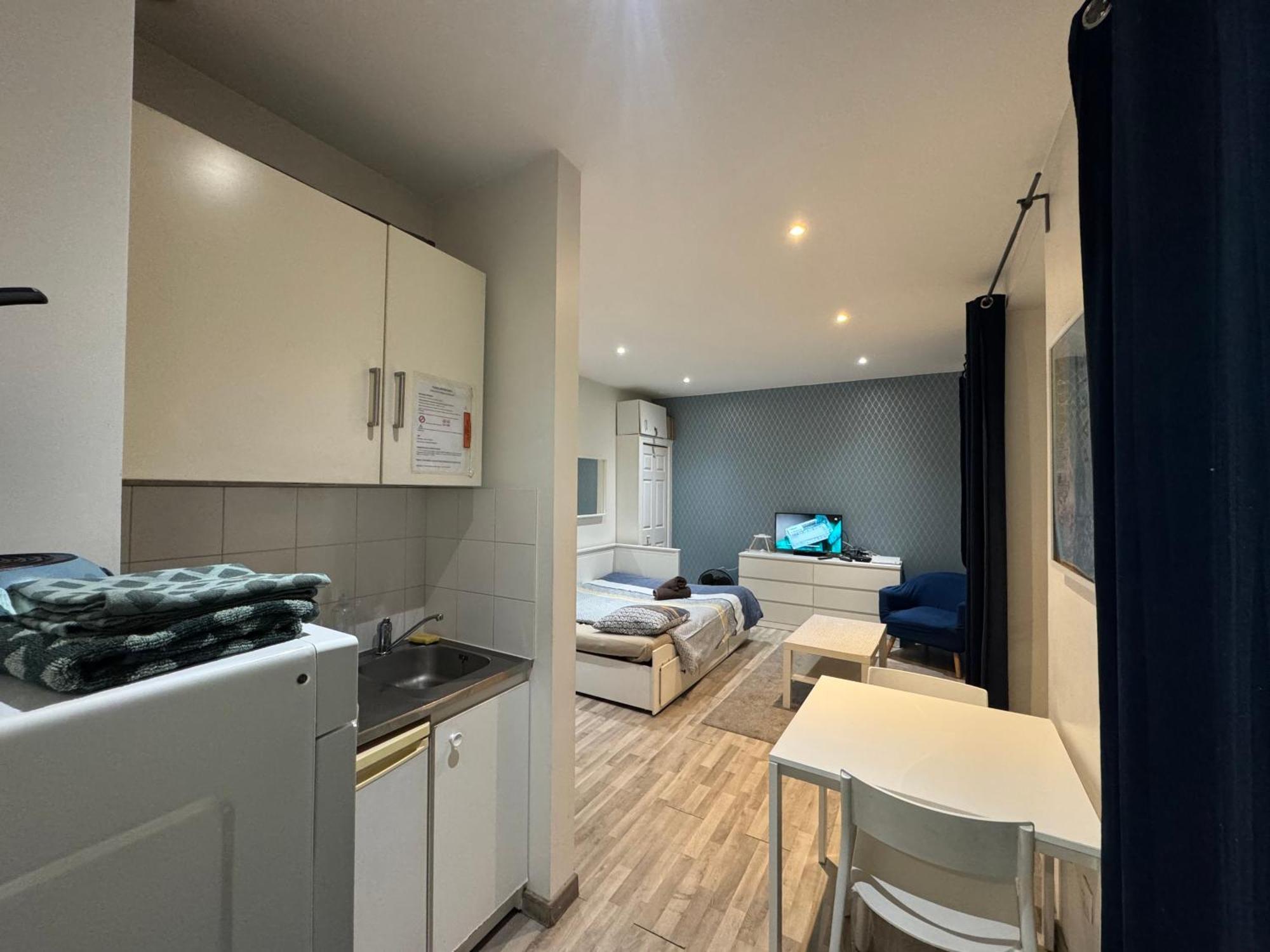 Appartement Proche Centre Ville, Gare Et Autoroute Melun Extérieur photo